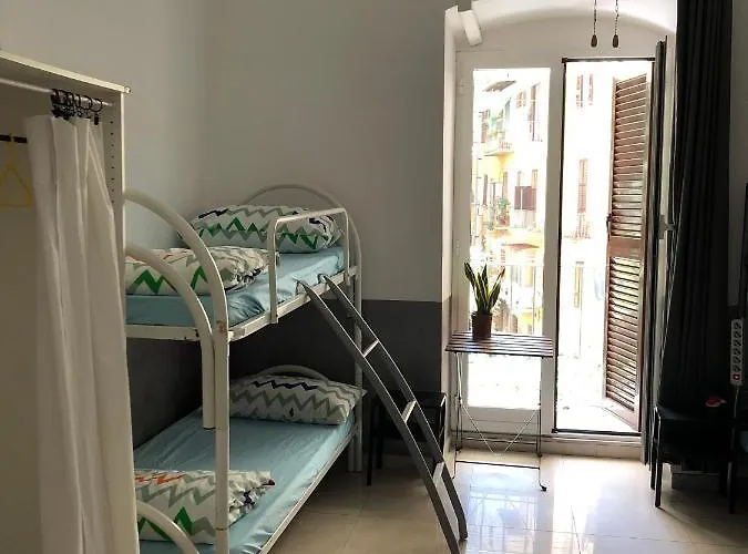 Hostal Volando