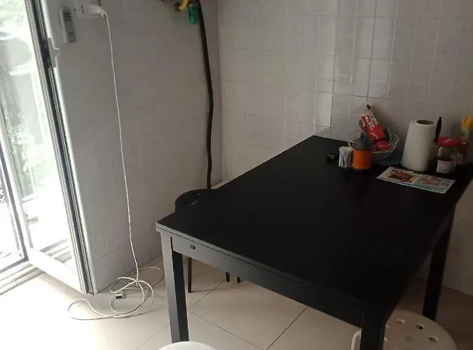 Volando Hostal *